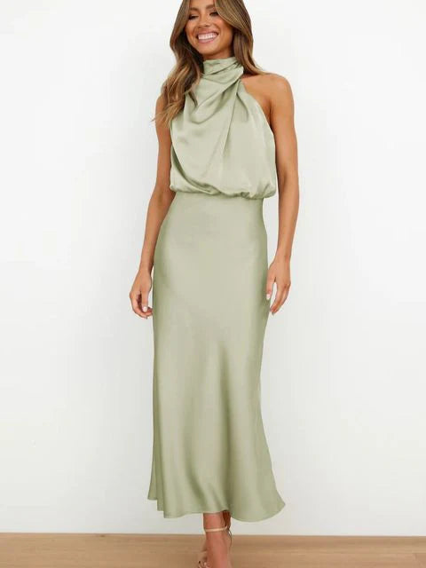 Benthe | Off-Shoulder Midi Dress" can be rewritten as "Benthe  Elegant Off Shoulder Midi Dress.
